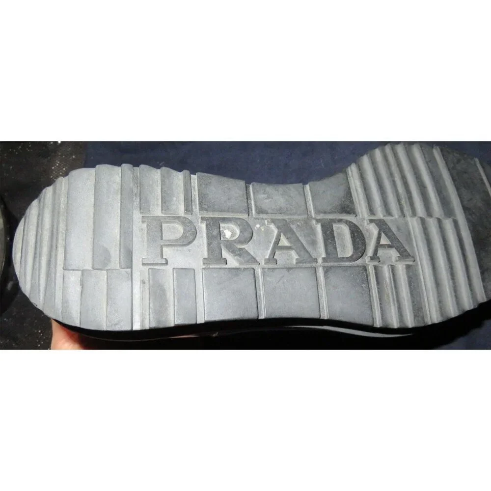 Prada B4L F0002 Black Brushed Spazzolato Italian Leather Chelsea Boot 9  2TE136 - Picture 7 of 8